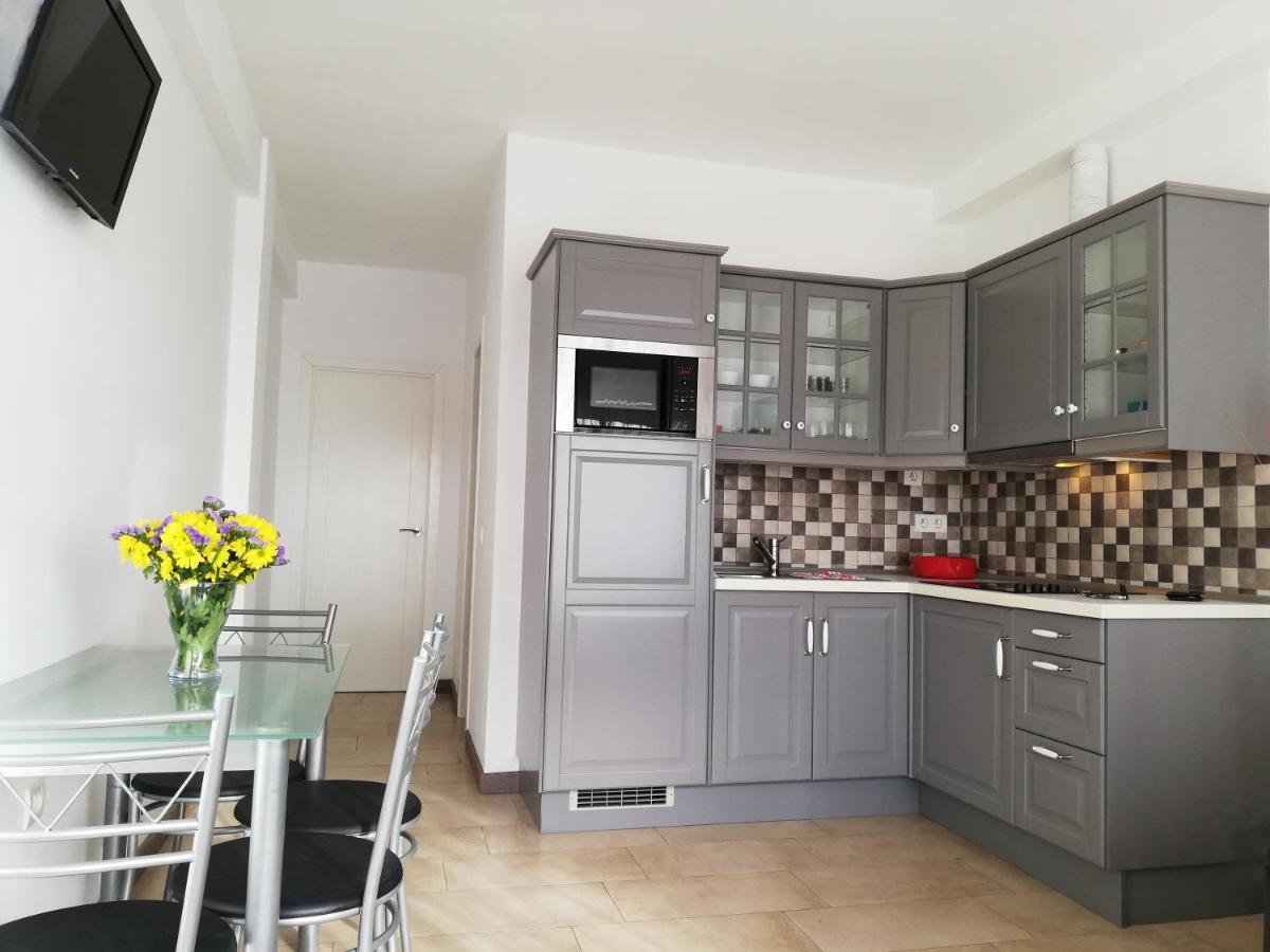 Verdemar Apartment With Sea View And Garden Nerja Esterno foto