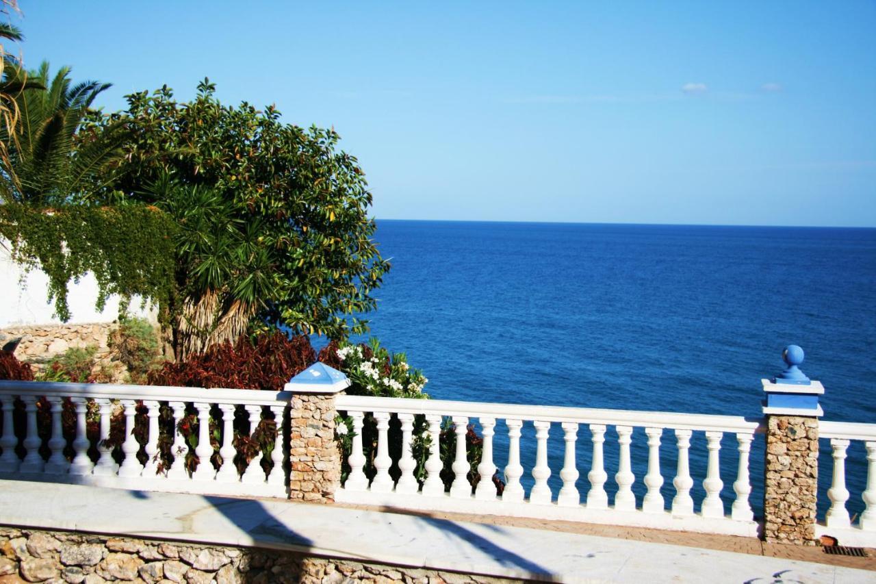 Verdemar Apartment With Sea View And Garden Nerja Esterno foto